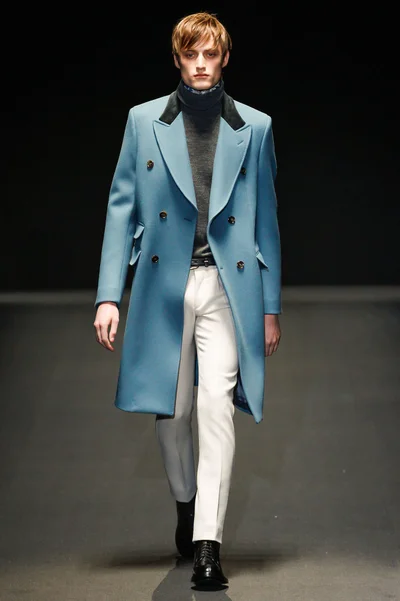 Look 1